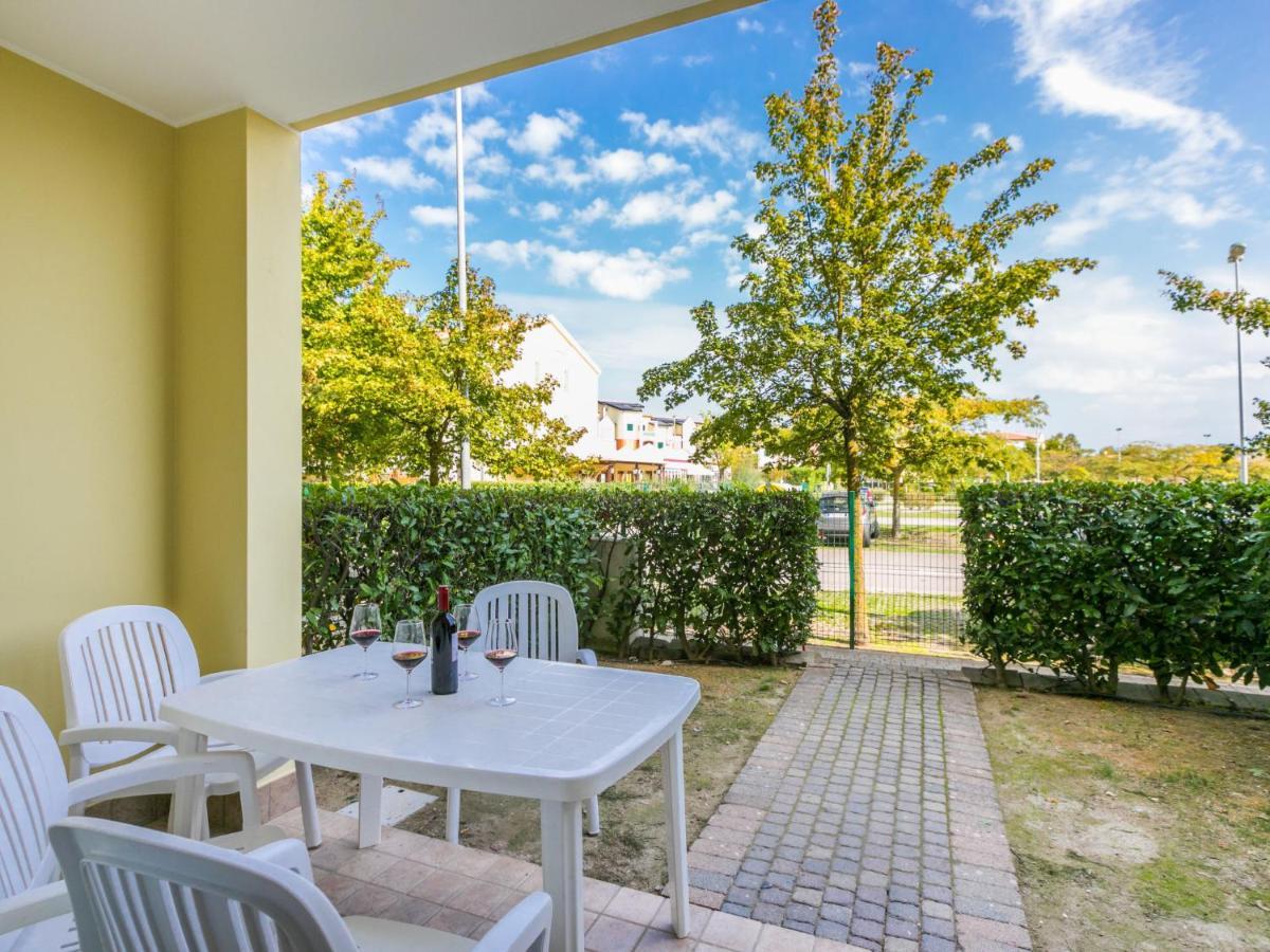 Apartment Robinia-Pinetine-4 By Interhome Дуна Верде Екстериор снимка