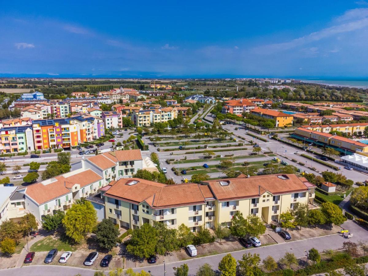 Apartment Robinia-Pinetine-4 By Interhome Дуна Верде Екстериор снимка